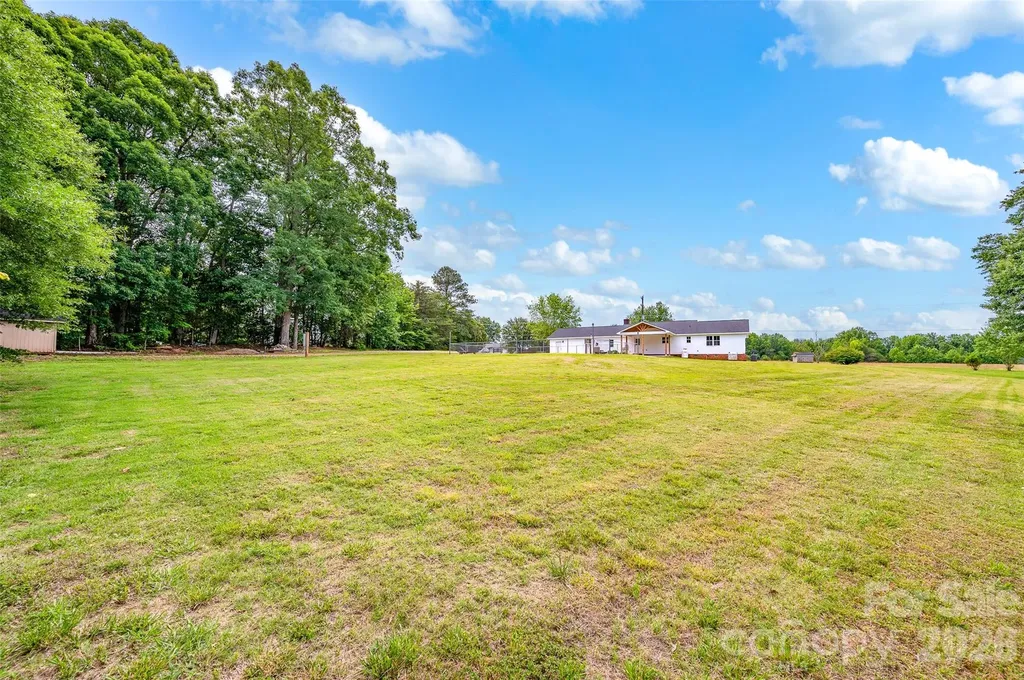 581 Barry Oak Road Statesville NC 28625