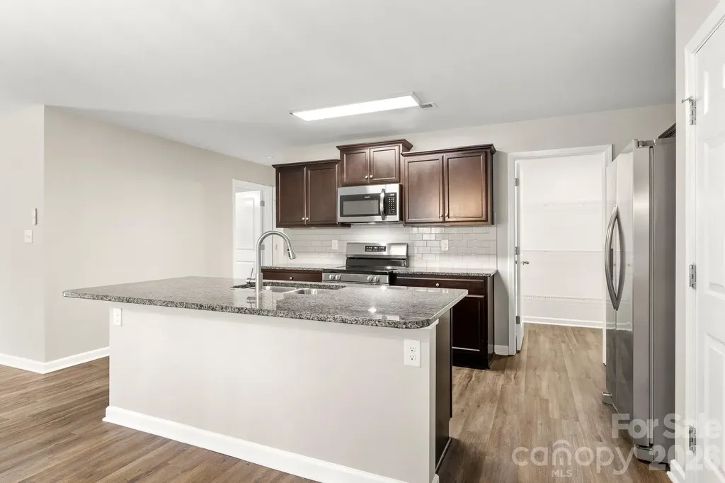 637 Nannyberry Lane Concord NC 28025