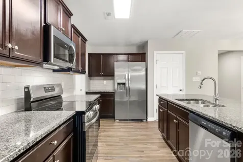 637 Nannyberry Lane Concord NC 28025