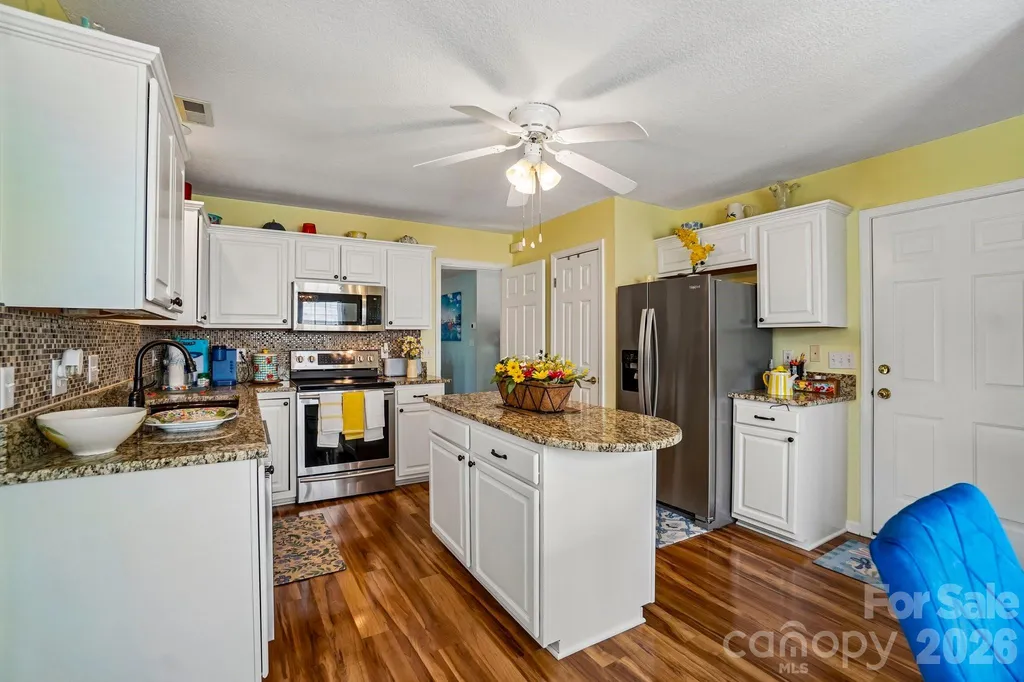37 Stonehollow Road Fletcher NC 28732