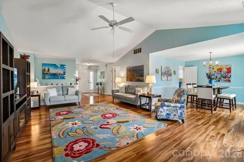 37 Stonehollow Road Fletcher NC 28732
