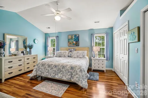 37 Stonehollow Road Fletcher NC 28732