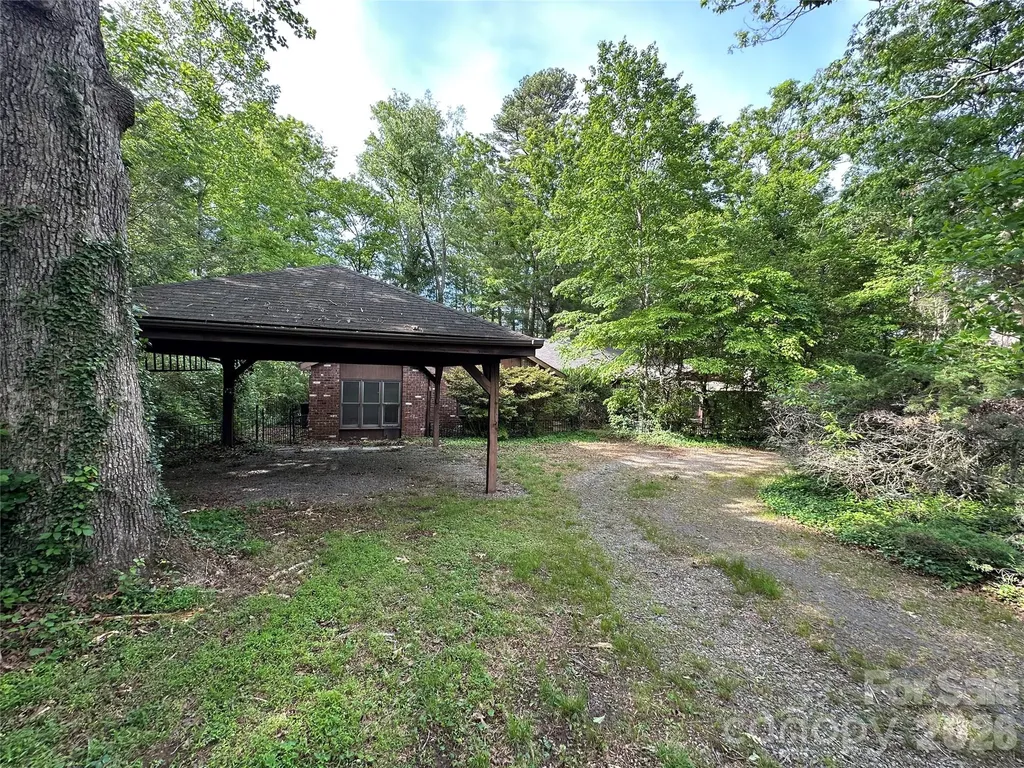 Asheville NC, 5 Lone Pine Road