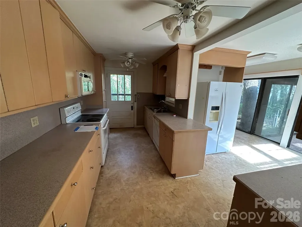 5 Lone Pine Road Asheville NC 28803