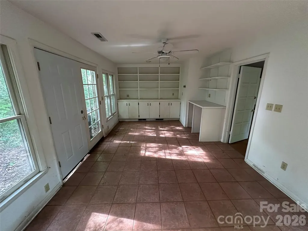 5 Lone Pine Road Asheville NC 28803