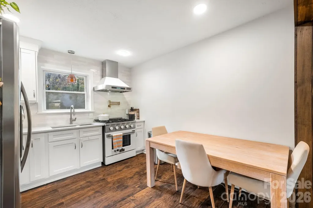 2333 Birchcrest Drive Charlotte NC 28205