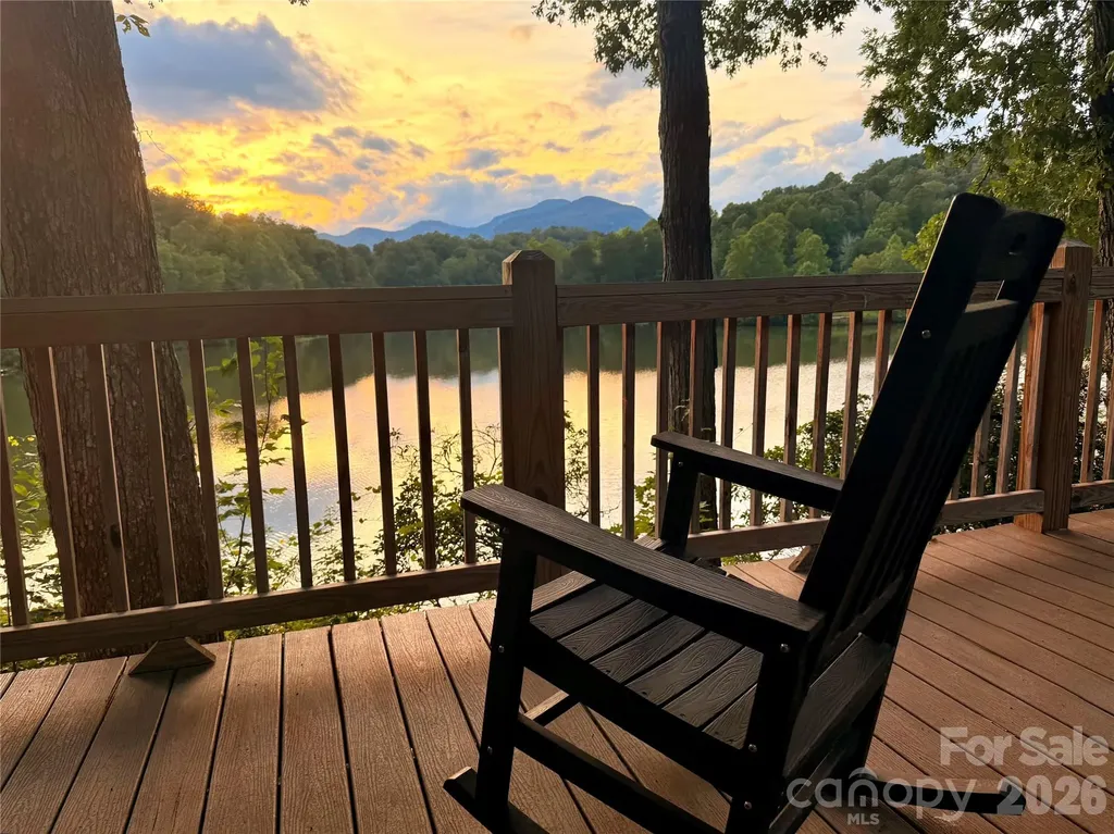 Lot 140 Rainbow Circle Lake Lure NC 28746