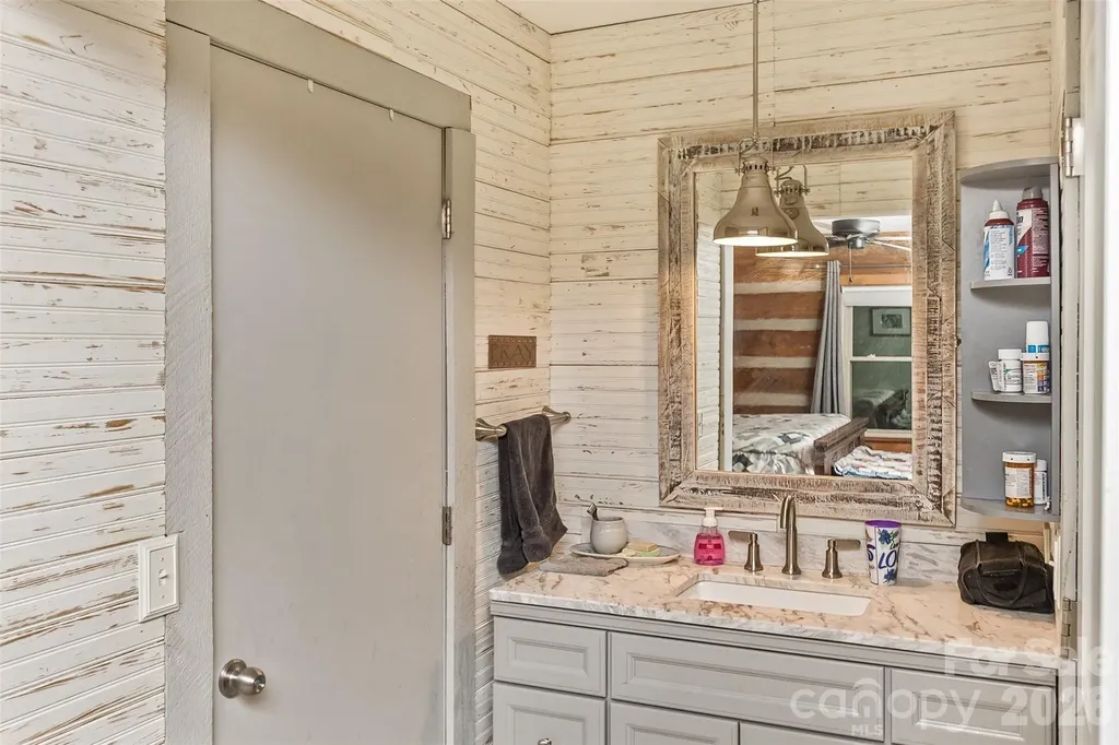 1059 Setzer Cove Road Maggie Valley NC 28751