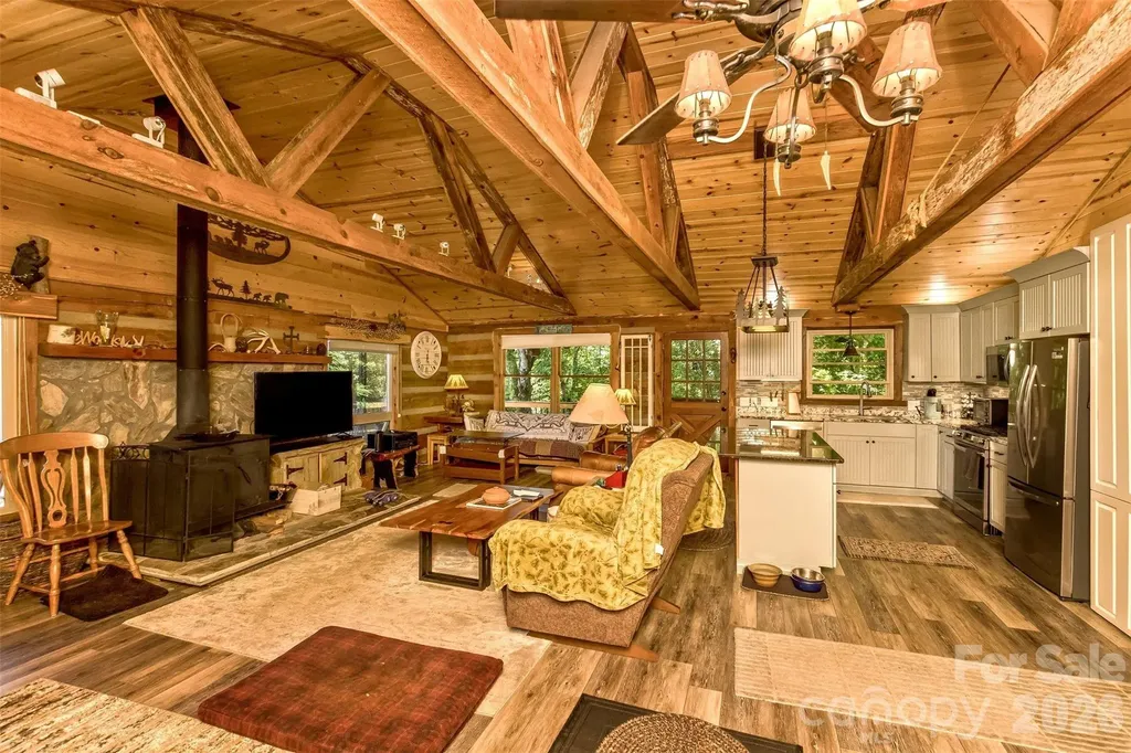 1059 Setzer Cove Road Maggie Valley NC 28751
