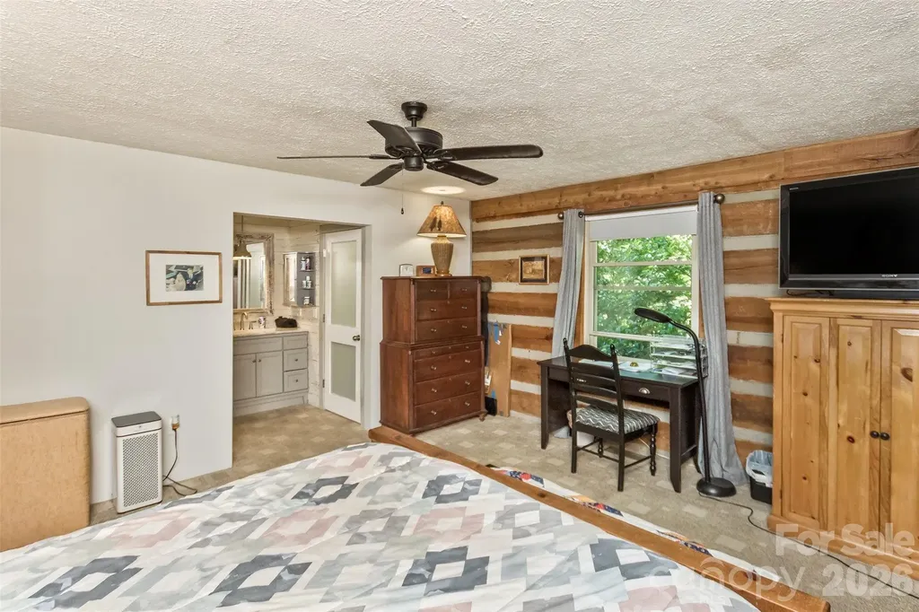 1059 Setzer Cove Road Maggie Valley NC 28751