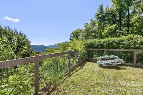 1059 Setzer Cove Road Maggie Valley NC 28751