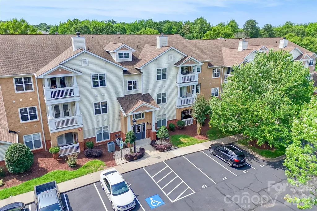 11915 Ridgeway Park Drive Charlotte NC 28277