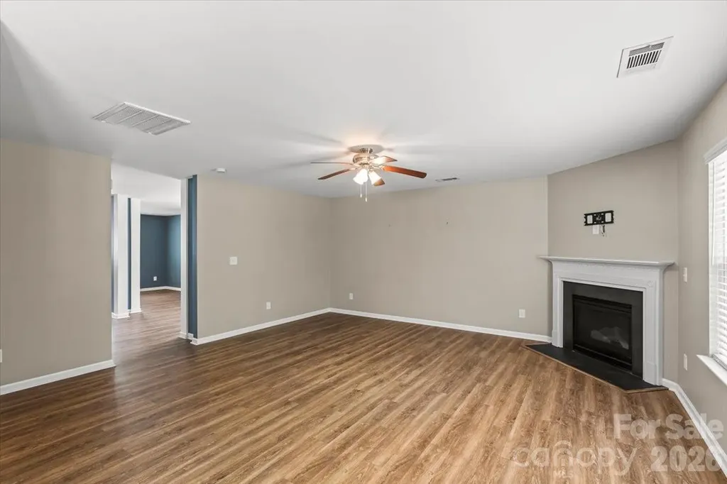 5229 Hawkins Meadow Court Charlotte NC 28213