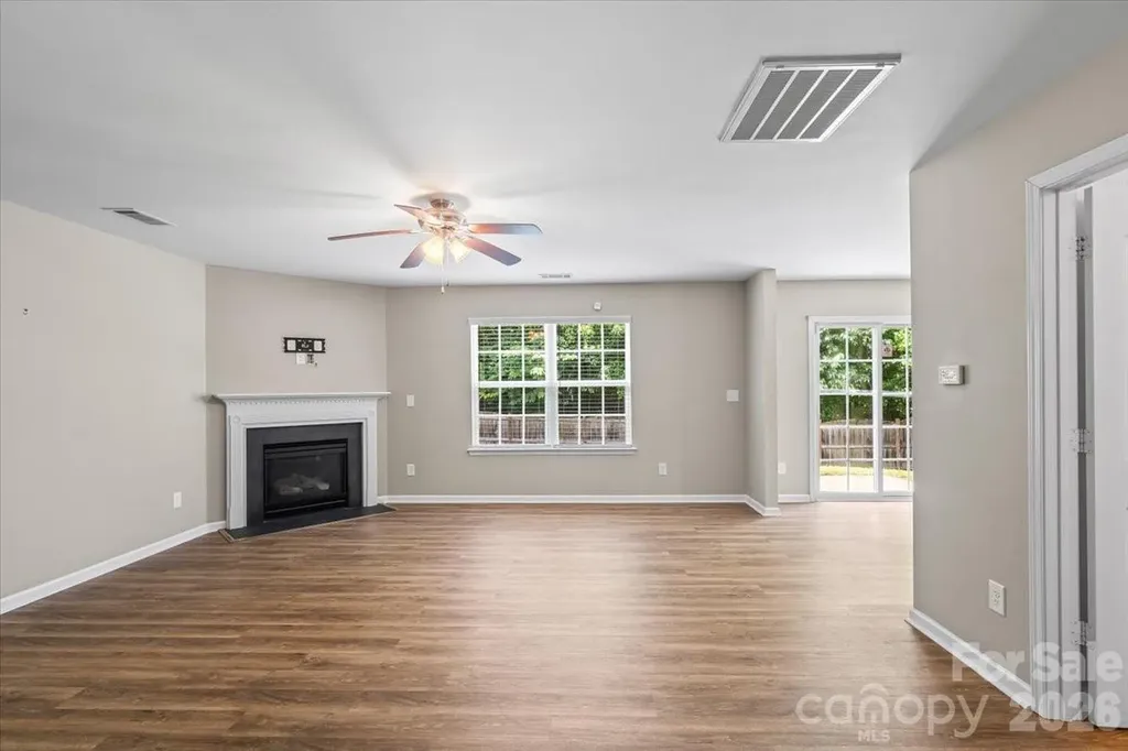 5229 Hawkins Meadow Court Charlotte NC 28213