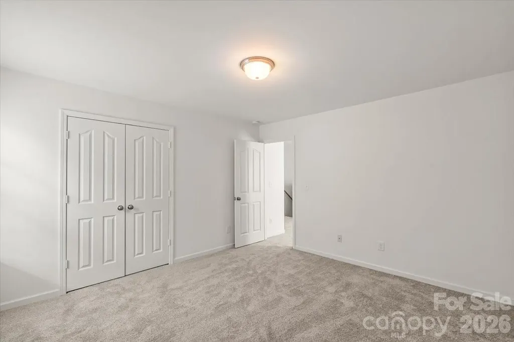 5229 Hawkins Meadow Court Charlotte NC 28213