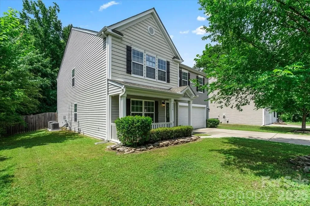5229 Hawkins Meadow Court Charlotte NC 28213