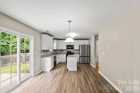 5229 Hawkins Meadow Court Charlotte NC 28213