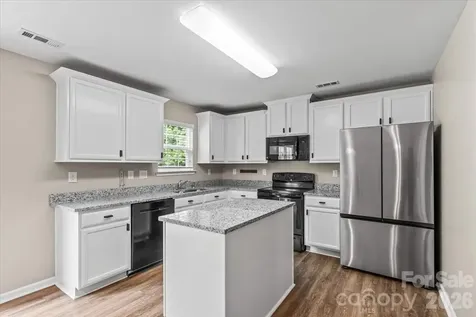 5229 Hawkins Meadow Court Charlotte NC 28213