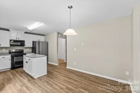 5229 Hawkins Meadow Court Charlotte NC 28213
