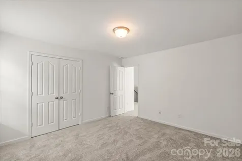 5229 Hawkins Meadow Court Charlotte NC 28213