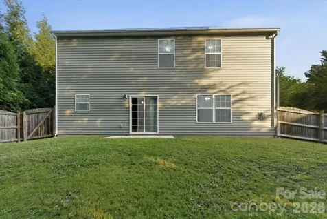 5229 Hawkins Meadow Court Charlotte NC 28213