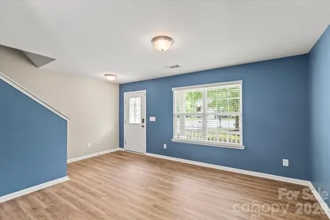 5229 Hawkins Meadow Court Charlotte NC 28213