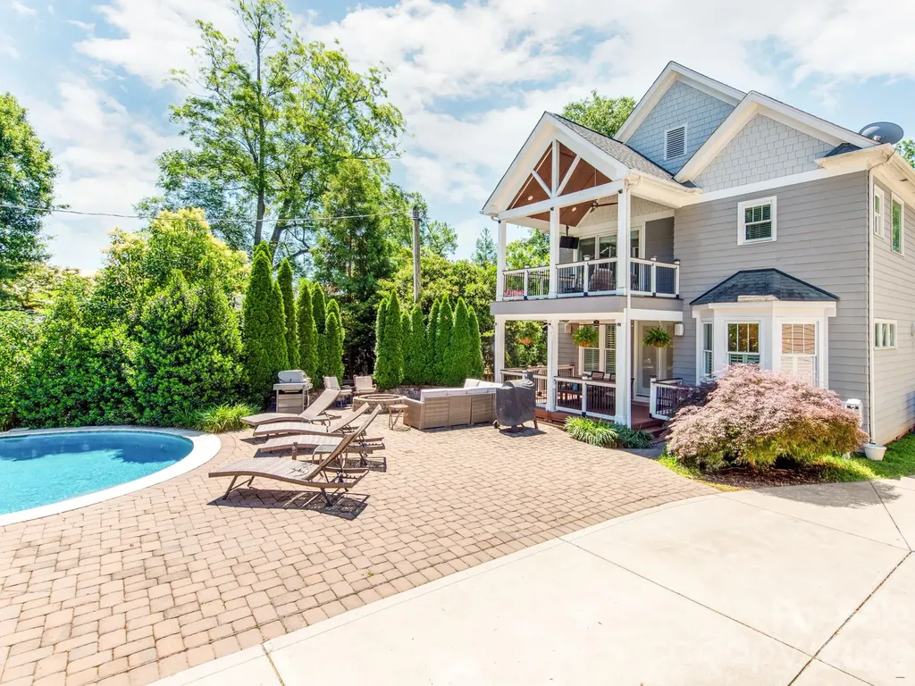 1805 Mecklenburg Avenue Charlotte NC 28205