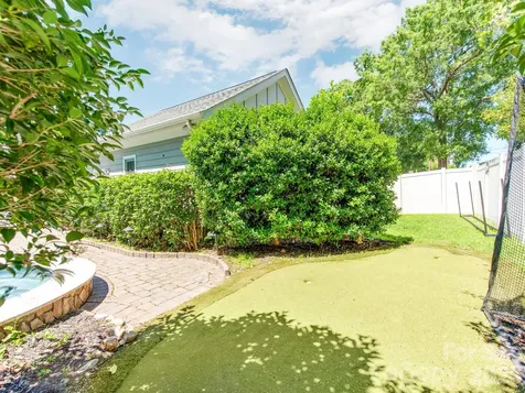 1805 Mecklenburg Avenue Charlotte NC 28205