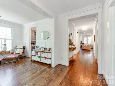 1805 Mecklenburg Avenue Charlotte NC 28205
