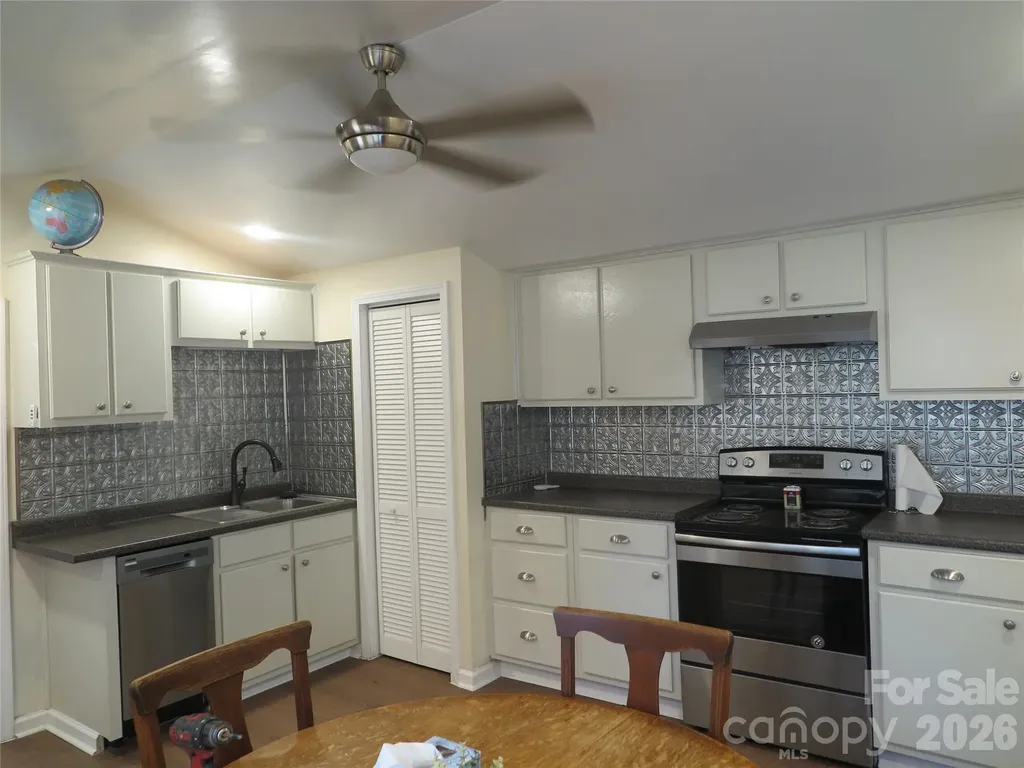 2844 Morris Lane Denver NC 28037