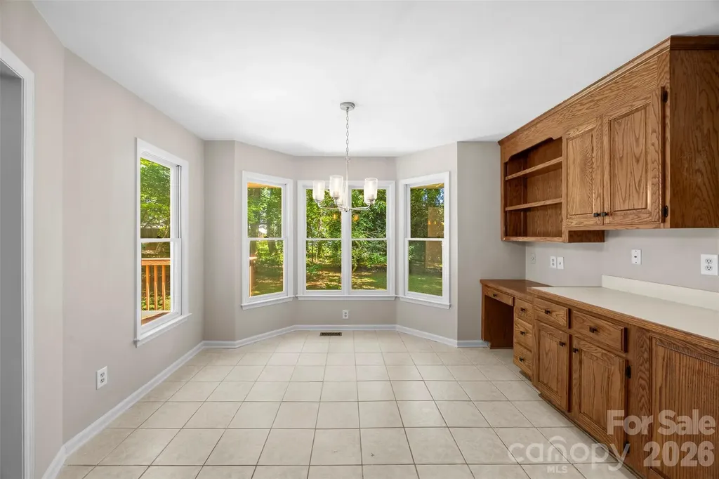 932 Alexandria Court Gastonia NC 28056
