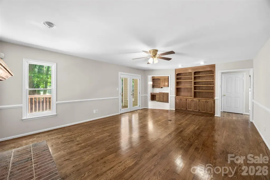 932 Alexandria Court Gastonia NC 28056