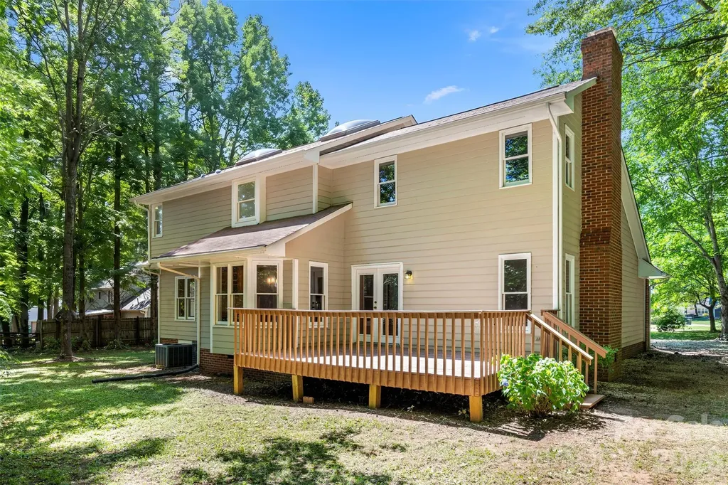 932 Alexandria Court Gastonia NC 28056