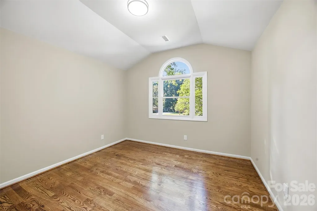 932 Alexandria Court Gastonia NC 28056
