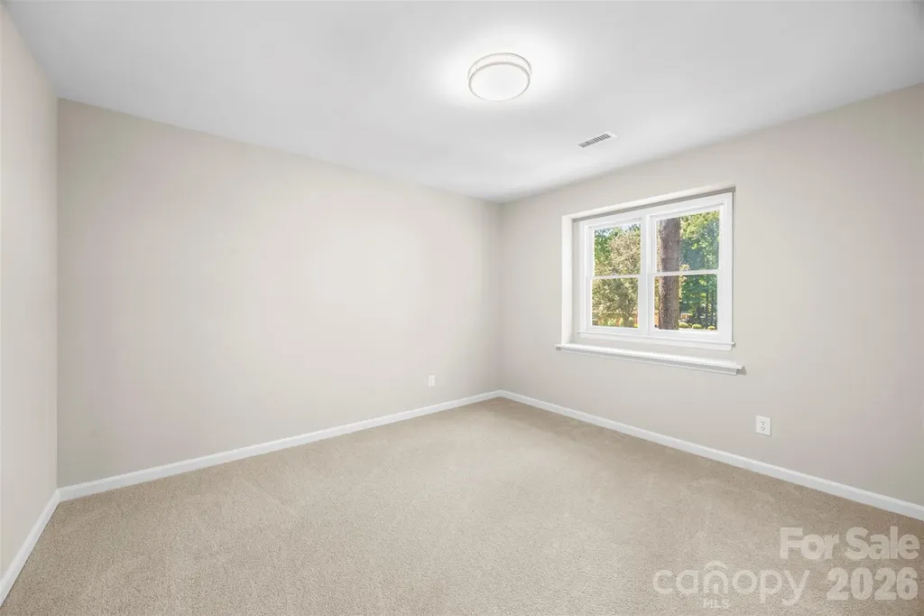 932 Alexandria Court Gastonia NC 28056