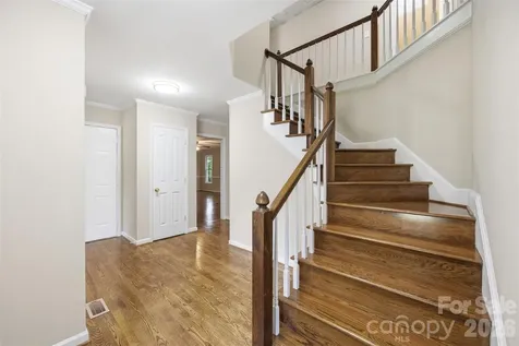 932 Alexandria Court Gastonia NC 28056