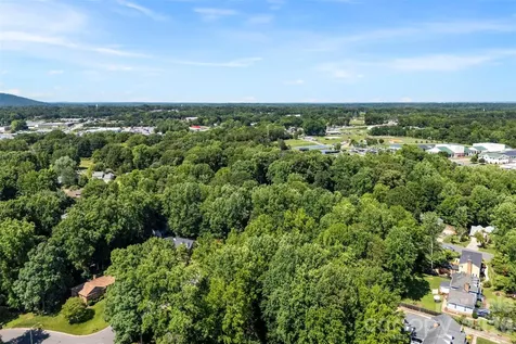 932 Alexandria Court Gastonia NC 28056