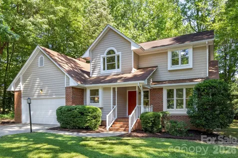 932 Alexandria Court Gastonia NC 28056