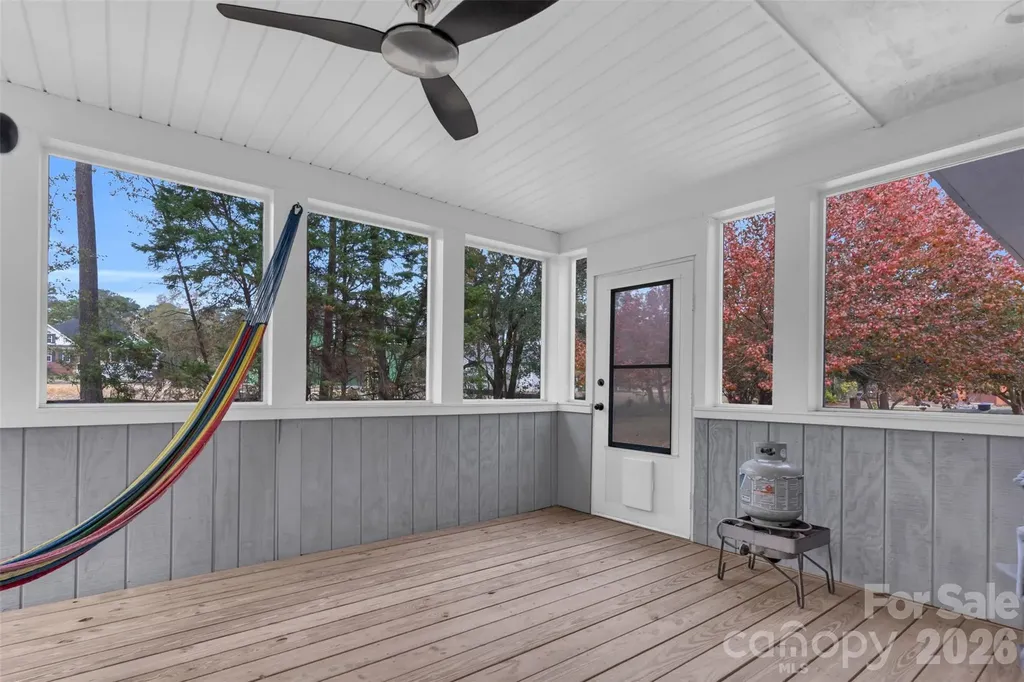 1021 Parkwood Drive NE Leland NC 28451