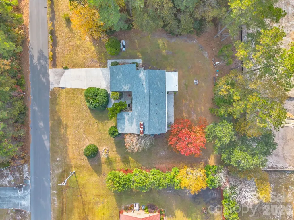 1021 Parkwood Drive NE Leland NC 28451