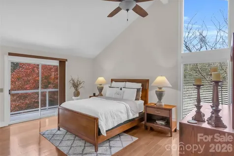 1021 Parkwood Drive NE Leland NC 28451