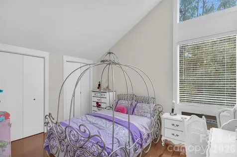 1021 Parkwood Drive NE Leland NC 28451