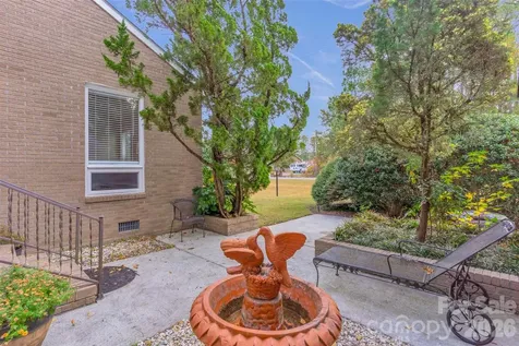 1021 Parkwood Drive NE Leland NC 28451