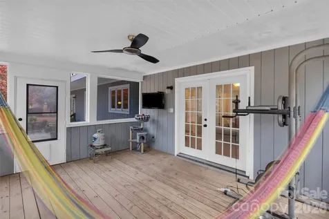 1021 Parkwood Drive NE Leland NC 28451