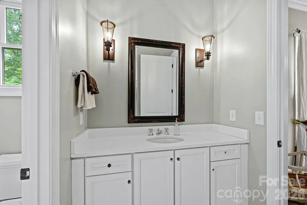 6808 Live Oaks Lane Waxhaw NC 28173