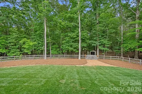6808 Live Oaks Lane Waxhaw NC 28173