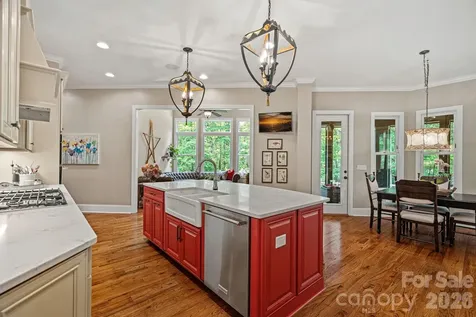 6808 Live Oaks Lane Waxhaw NC 28173