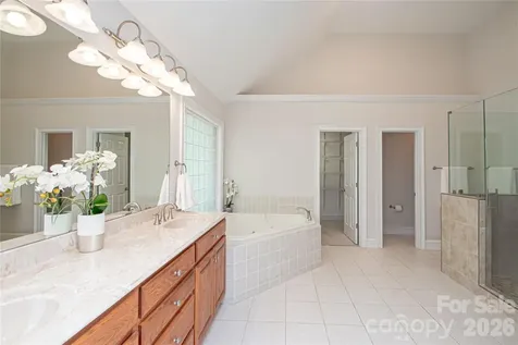 1015 Estate Lane Matthews NC 28104