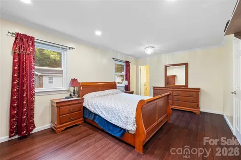 342 West Avenue Troutman NC 28166