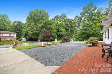 342 West Avenue Troutman NC 28166
